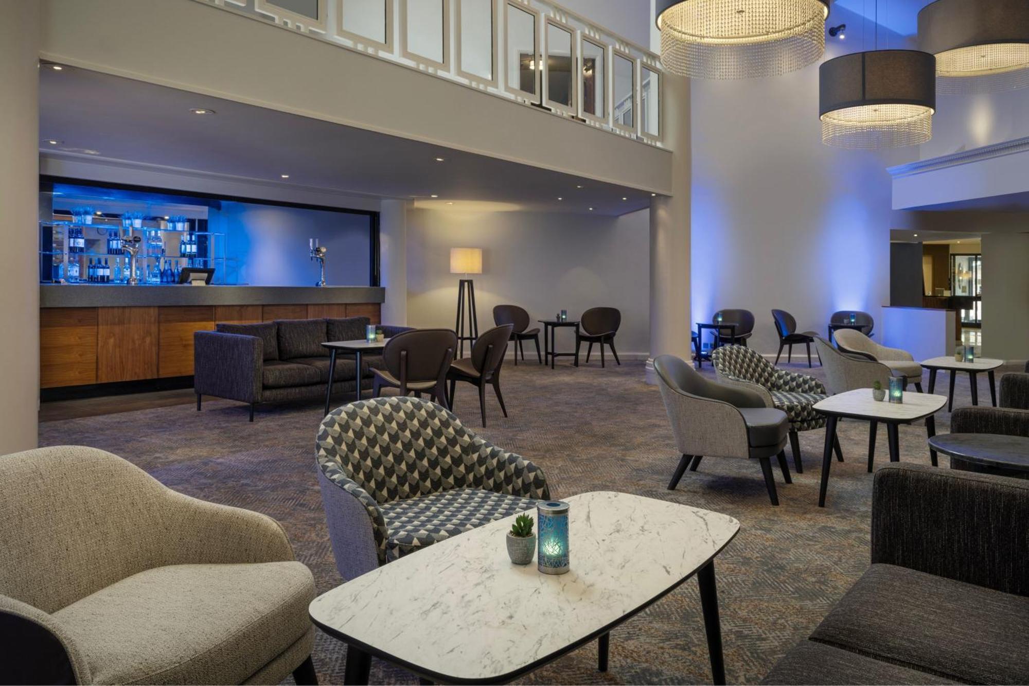 Delta Hotels By Marriott Peterborough Exterior foto