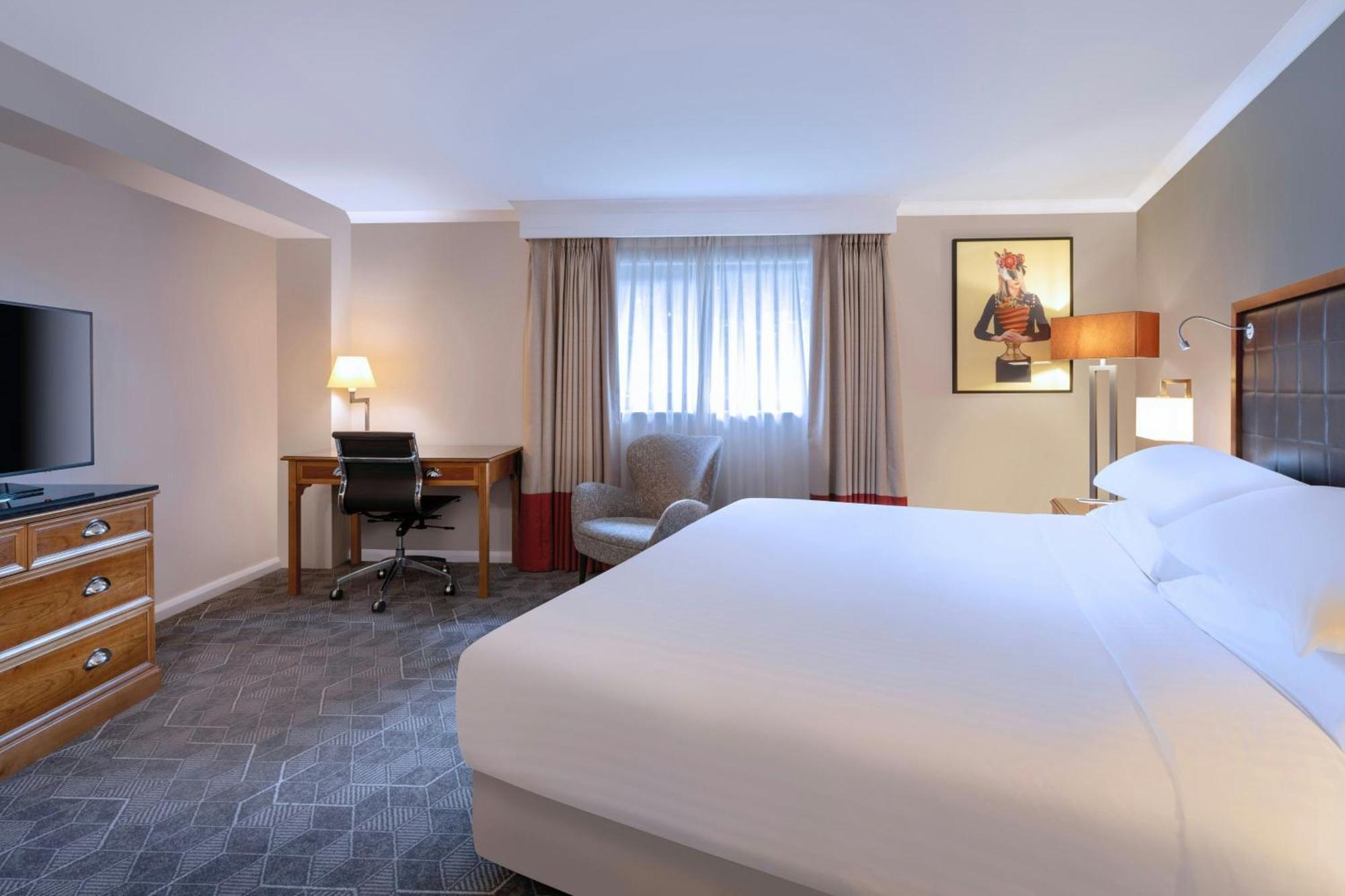 Delta Hotels By Marriott Peterborough Exterior foto